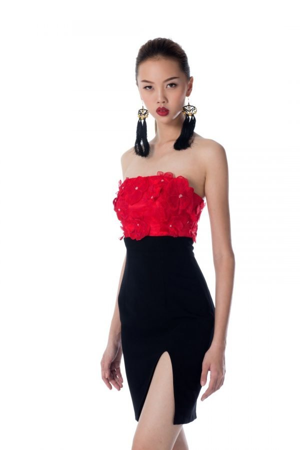 Singapore 3 Front Girl2